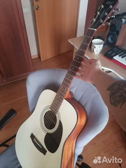 Акустическая гитара cort