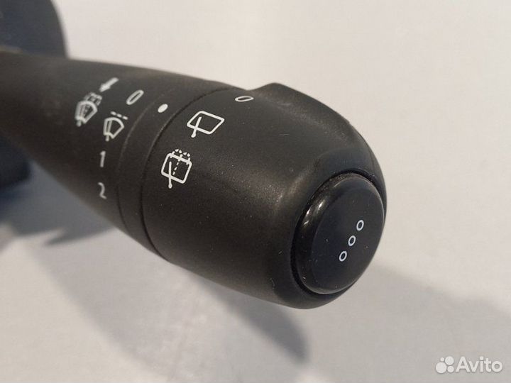 Переключатель подрулевой правый Renault Duster