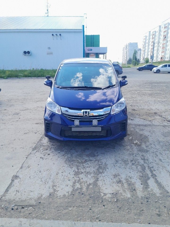 Honda Freed: фото владельца