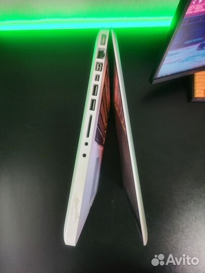 Ноутбук MacBook Pro 15 2010