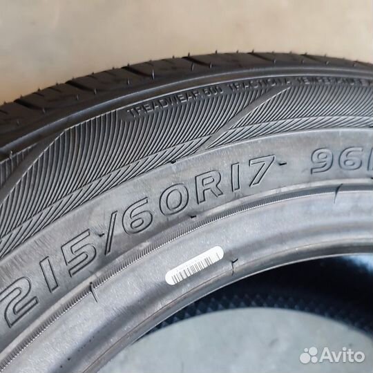 Goodride SU318 215/60 R17 H