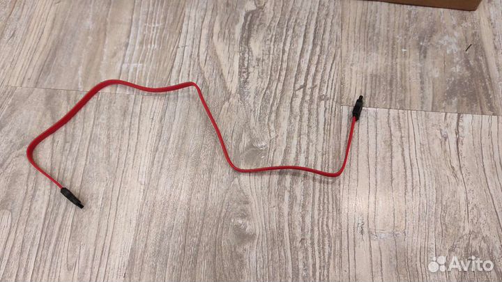 SATA кабель для жесткого диска