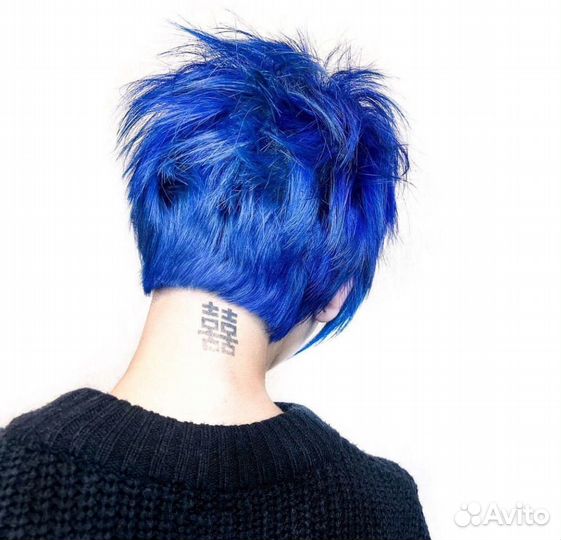 Модель на короткую стрижку