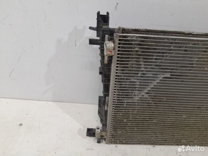Радиатор охлаждения LADA Vesta 2014