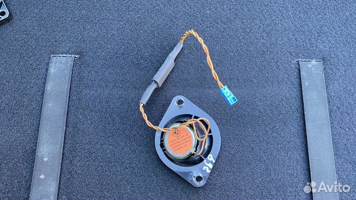 Динамик пищалка Harman Kardon на BMW F10 F12 G29