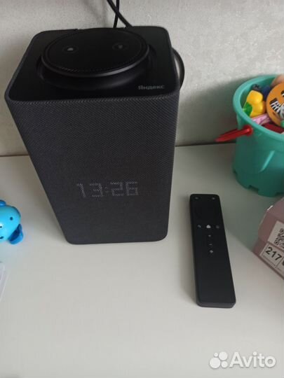 Умная колонка алиса макс