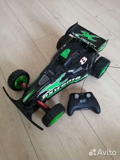 Машина на радиоуправлении