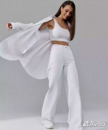 Джинсы широкие