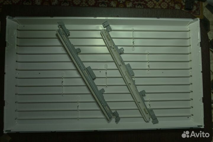 Разбор Телевизора philips 32PFL8404H/60