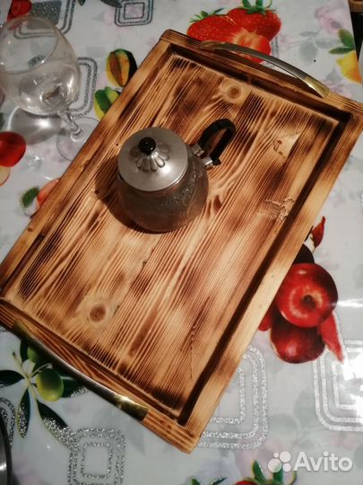 Поднос ручной работы из дерева