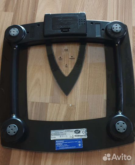 Весы напольные электронные tanita