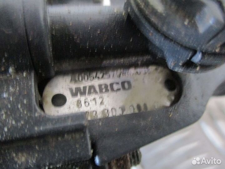 Клапан управления давлением Mercedes-Benz A0054297