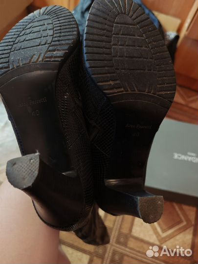 Сапоги зимниехолодный демисезон Arco Ferretti 40 р