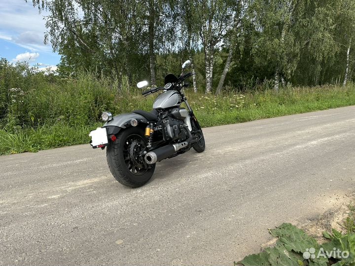 Yamaha XVS 950 bolt