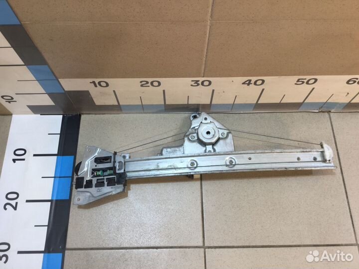 Стеклоподъемник задний правый Митсубиси Грандис