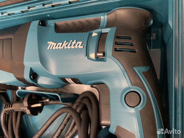 Перфоратор makita HR2630