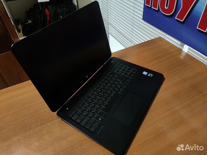 Ноутбук HP / гарантия / Full / 8gb / radeon 2gb