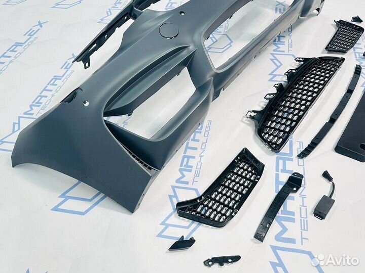 Передний бампер BMW F30 m look (с сетками без птф)