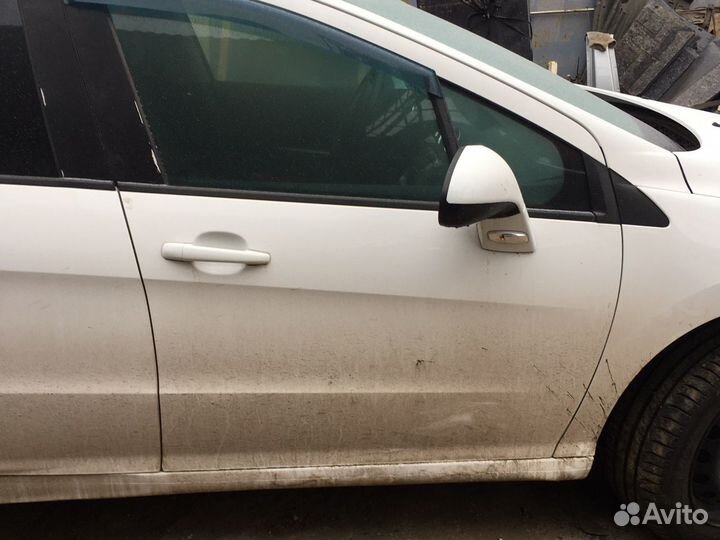 Дверь peugeot 408