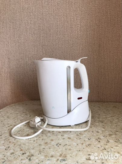 Чайник рабоатет