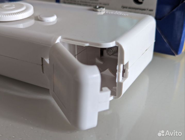 Ручная швейная машинка Handy Switch