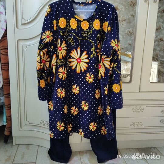 Костюм велюровый
