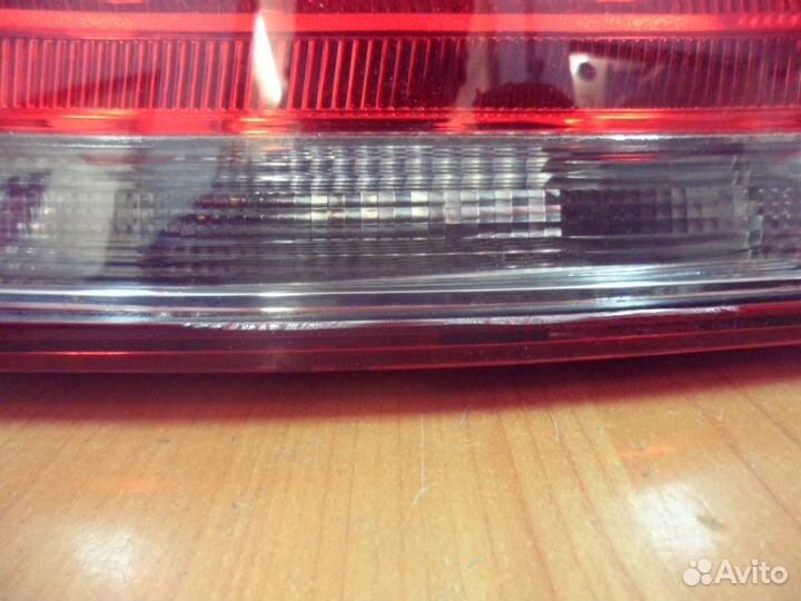 Фонарь задний наружный левый VW Golf VII