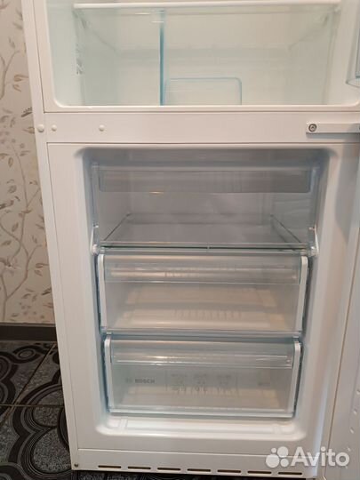 Холодильник бу Bosch