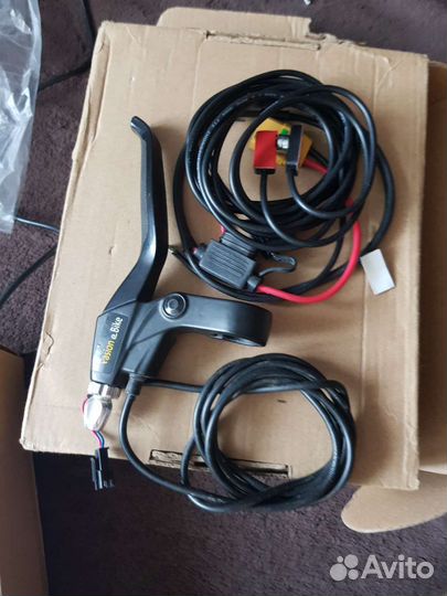 Зарядка для эл велосипеда,каска,передние тормоза