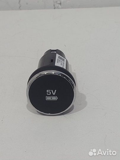 Разъем USB Land Rover Discovery 5 L462 30ddtx 2018