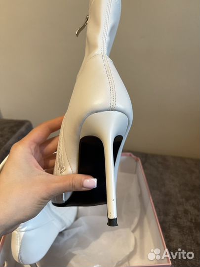 Ботильоны женские белые 37