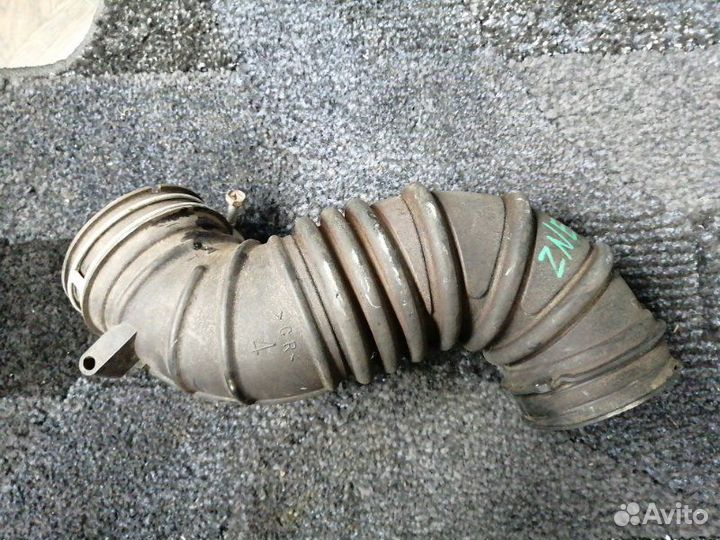 Гофра воздушного фильтра Toyota Wish ZNE10 1ZZ