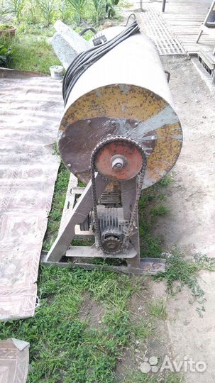 Бетономешалка лопастная