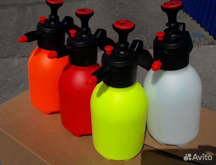 Опрыскиватель 2 литра для Авто с клапаном
