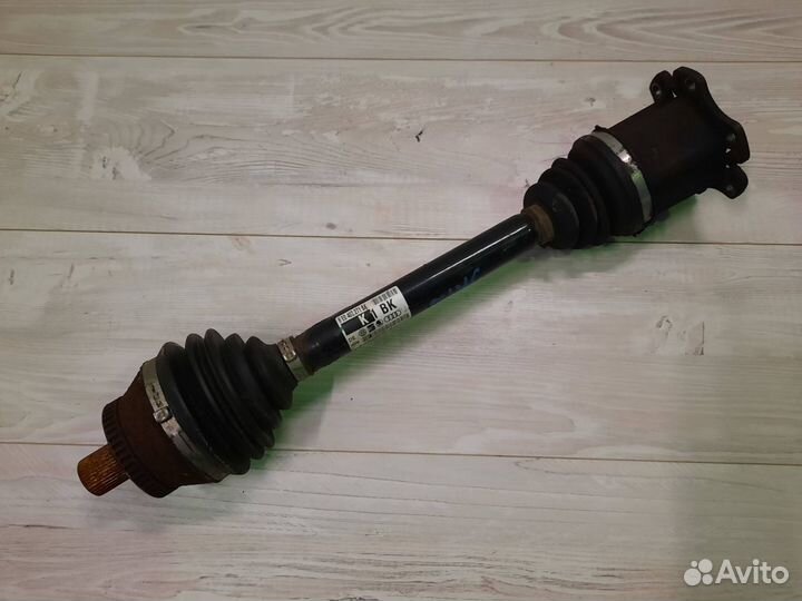 Audi Полуось передняя 2.0 TDI BLB АКПП A4 (B7)