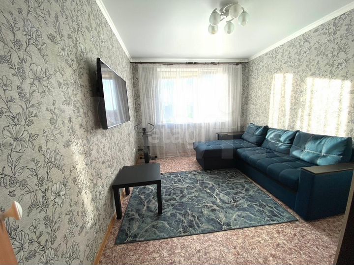 2-к. квартира, 49 м², 9/9 эт.