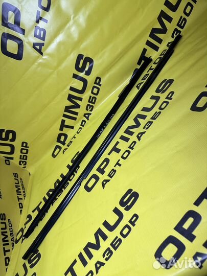 Уплотнитель стекла двери Lifan X60