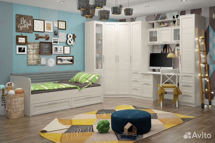 Тумба с ящиками