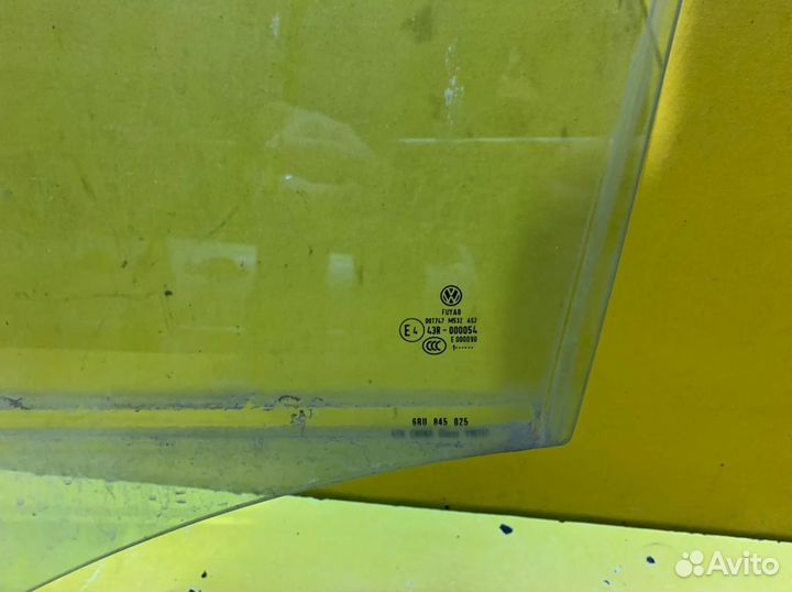 Стекло двери задней Volkswagen Polo 2008-2015