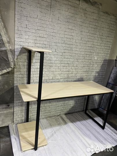 Компьютерный стол лофт
