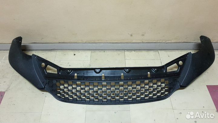 Продам спойлер переднего бампера Volkswagen Tiguan