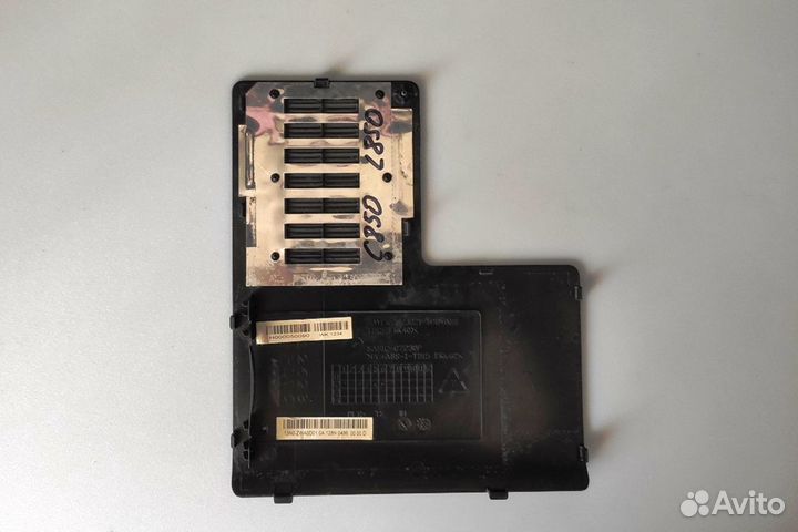 Toshiba C850, L850 корпус и запчасти