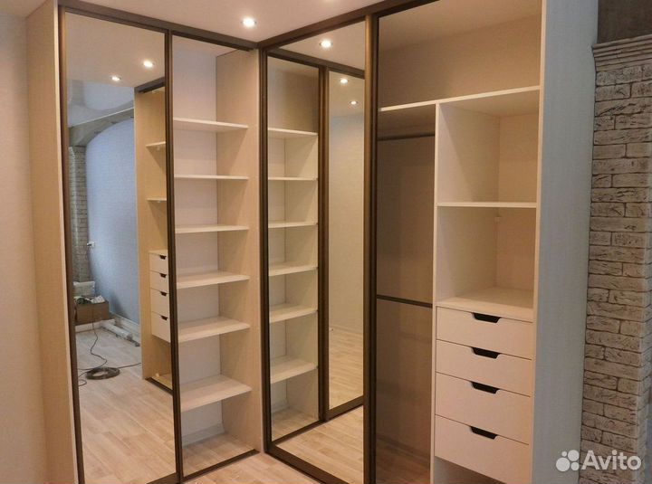 Шкаф стенка