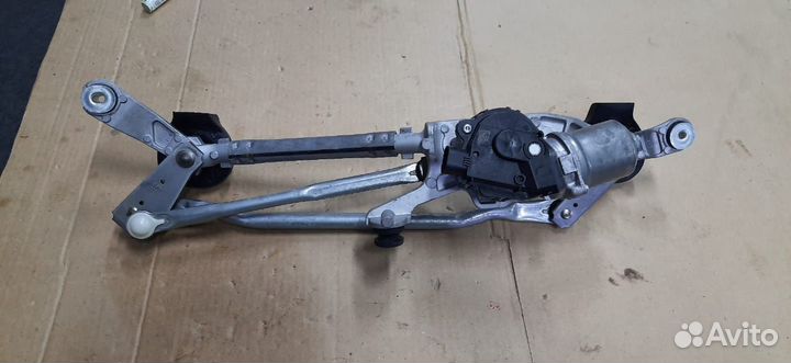 Моторчик стеклоочистителя Toyota C-HR