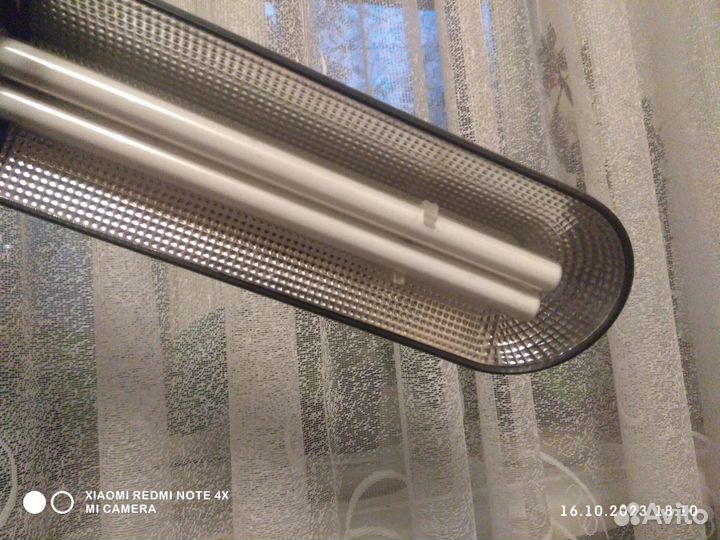 Лампа настольная