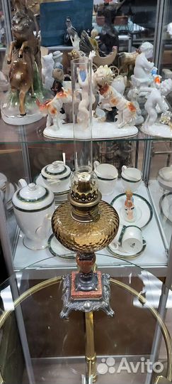 Старинная керосиновая лампа