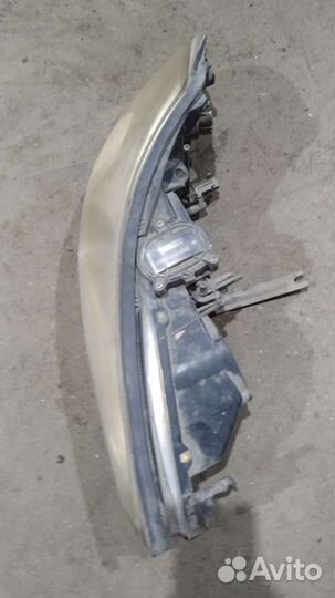 Фара форд contour 2000г R