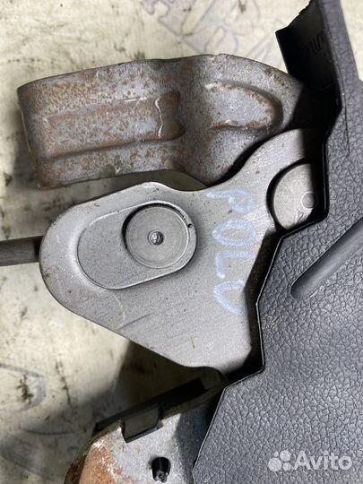 Рычаг стояночного тормоза volkswagen polo седан