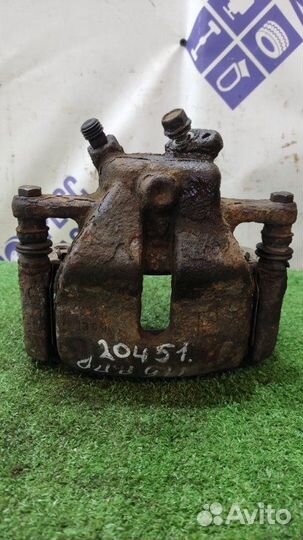 Суппорт передний правый Suzuki Sx4 хэтчбек 1.6