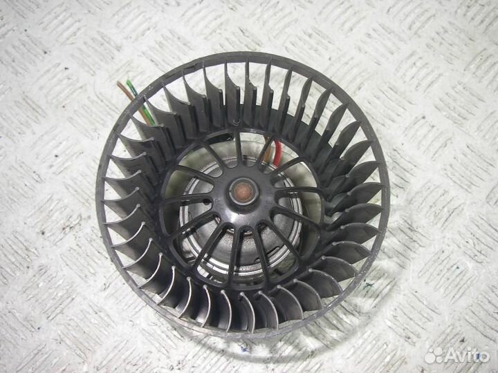 Двигатель отопителя (моторчик печки) BMW 3 E46